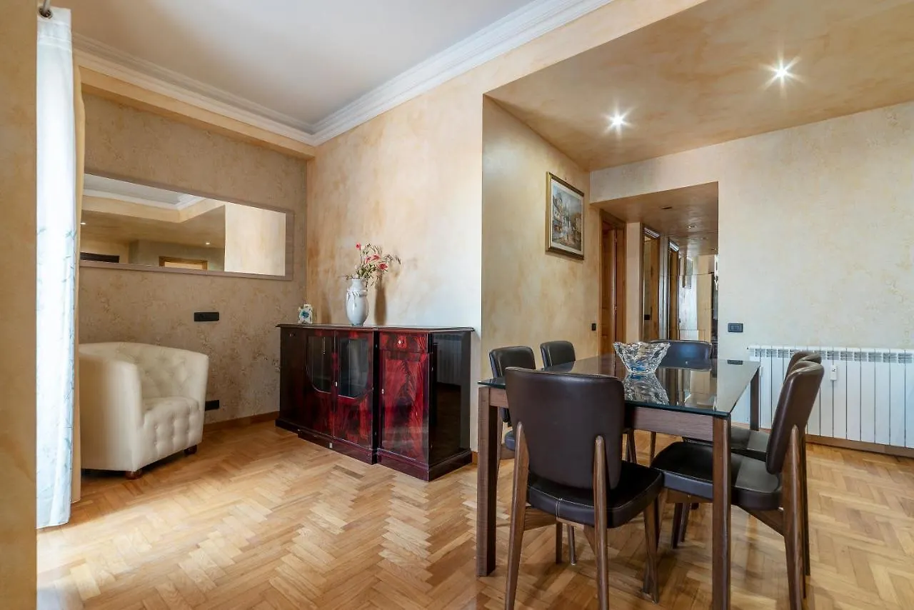 Piazzale Clodio Large Apartment Řím