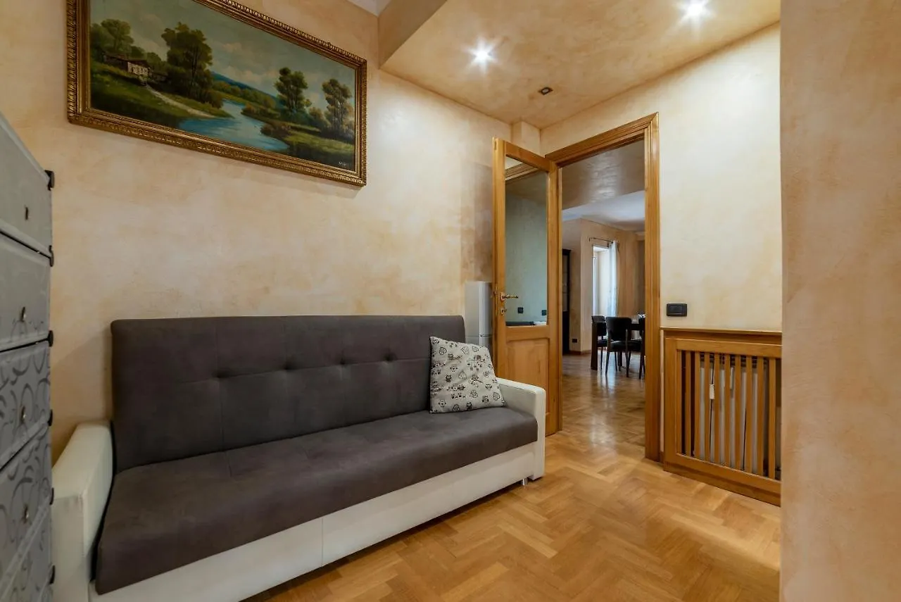 Piazzale Clodio Large Apartment Roma