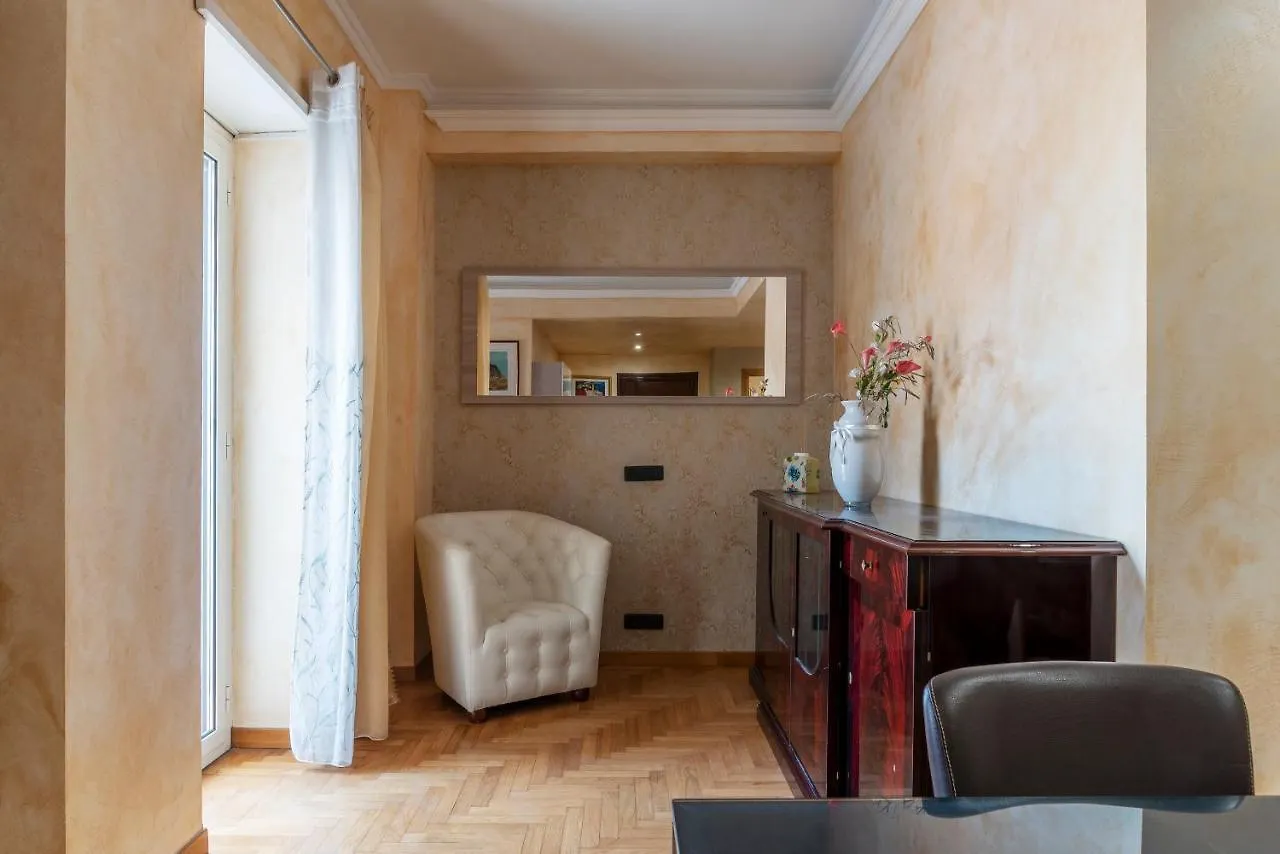 Piazzale Clodio Large Apartment Roma